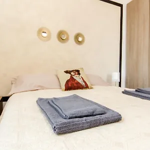 Pensionat Beige, Milano
